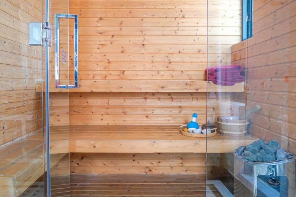 3Bd Pool Villa Pattaya With Sauna - Exquisite Pool Villa B Nong Prue Εξωτερικό φωτογραφία